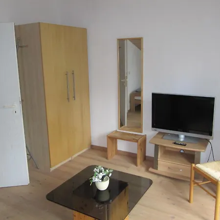 Buchenweg 40a * Isenbuettel